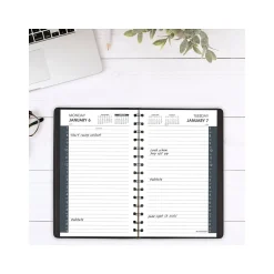 AT-A-GLANCE 2025 My Day 5" x 8" Daily Appointment Book, Faux Leather Cover Black (70-207-05-25) New