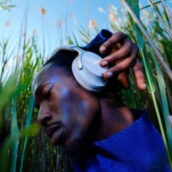 Bose QuietComfort Ultra Wireless Noise Cancelling Over-the-Ear Headphones, White Smoke (880066-0200)