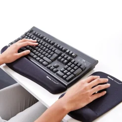 Fellowes PlushTouch Foam Wrist Rest, Black (9252104)* Ergonomic Wrist Rests