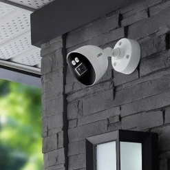 Security Cameras & Systems<Lorex Fusion 4K 8.0-MP 20-Camera-Capable 2-TB DVR System with 8 Wired Smart Deterrence Cameras, White (D863A62B-8DA8)