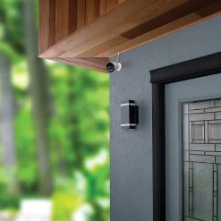 Security Cameras & Systems<Lorex 4K Indoor/Outdoor Wi-Fi Security Camera with Smart Security Lighting, White (W881AAD-E)