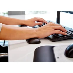 3M Gel Wrist Rest for Keyboards, Black, Soothing Gel Technology for Comfort and Support (WR85B)* Ergonomic Wrist Rests
