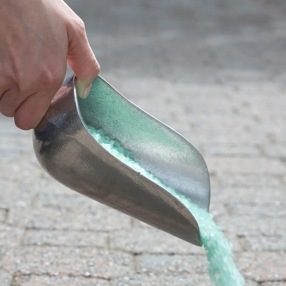 Ice Melt<Snow Joe Premium Pet Friendly Ice Melt Crystals, 25 lb. Bag (MELT25EB)