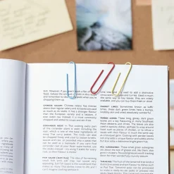 Staples Jumbo Paper Clips, Assorted Colors, 500 Clips/Pack (ST40653/40653) Hot