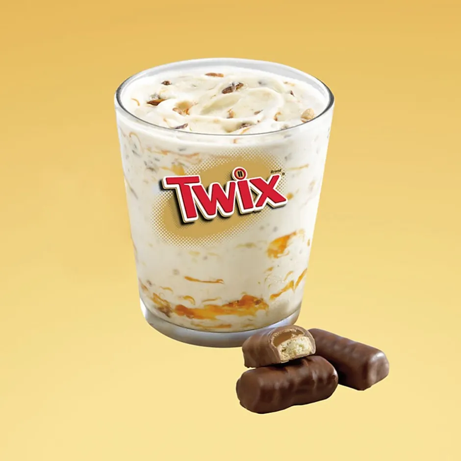 Chocolate<Twix Caramel Fun Size Chocolate Cookie Bar Candy Bag, 22.34 oz. (209-00467)
