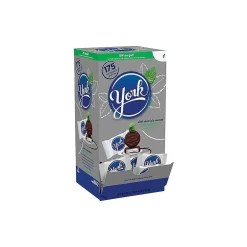 Chocolate<York Peppermint Patties Peppermint Dark Chocolate Candy Bar, 84 oz., 175/Box (HEC06643)
